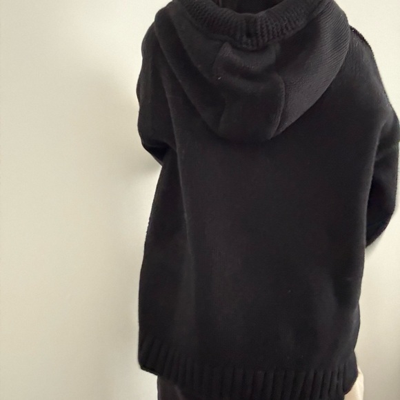 JW ANDERSON Black and Cream Graphic Sweater - Picture 6 of 6